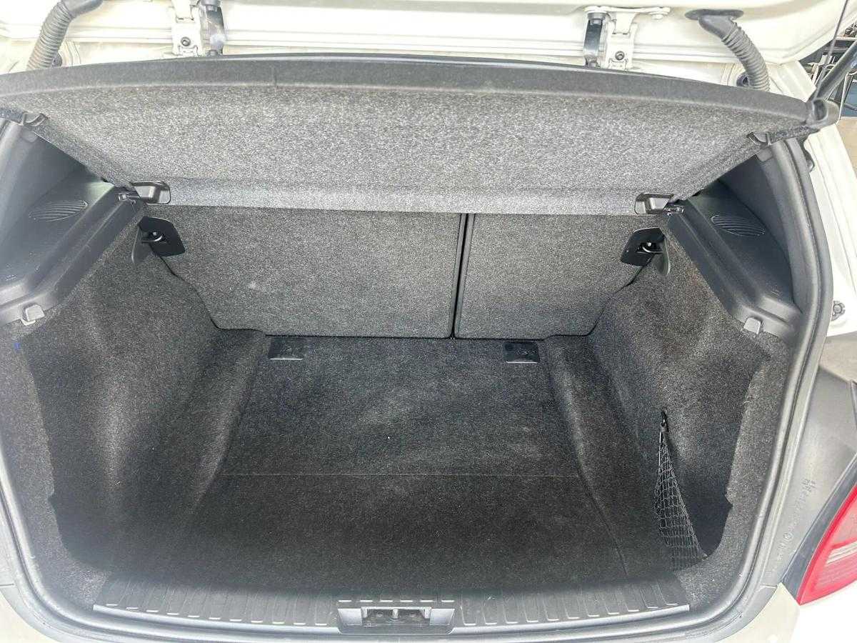 bmw-serie-1-118-2008-diesel-1995cc
