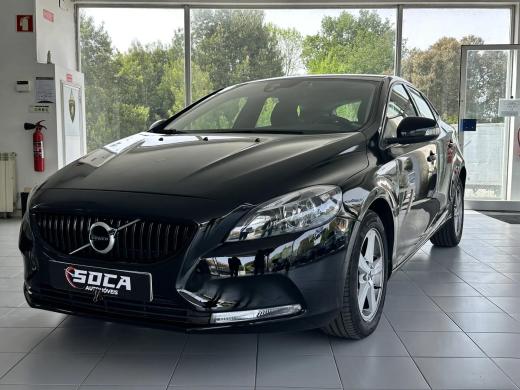 volvo-v40-2018-diesel-1969cc