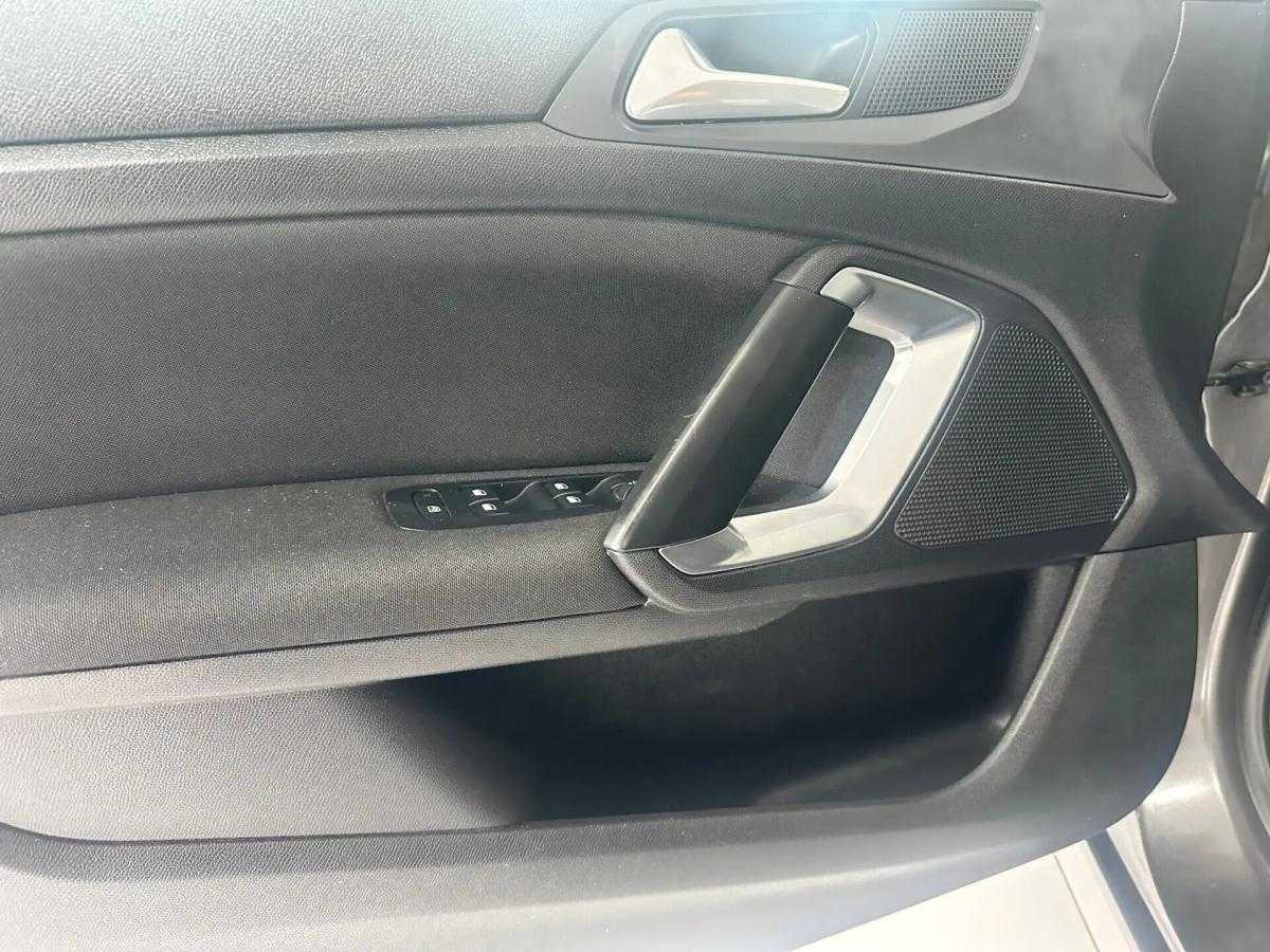 peugeot-308-sw-2018-diesel-1560cc