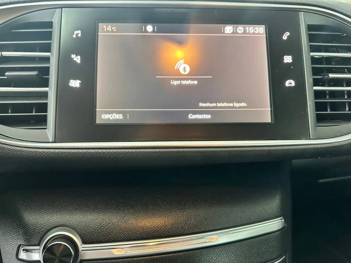 peugeot-308-sw-2018-diesel-1560cc