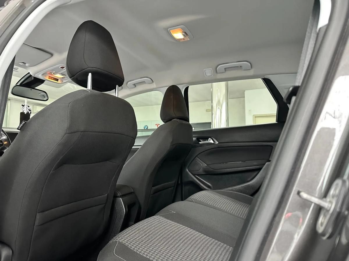 peugeot-308-sw-2018-diesel-1560cc