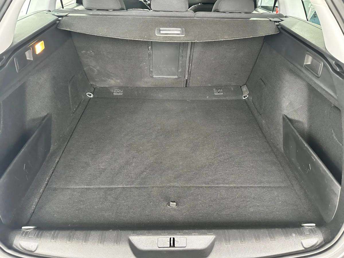 peugeot-308-sw-2018-diesel-1560cc