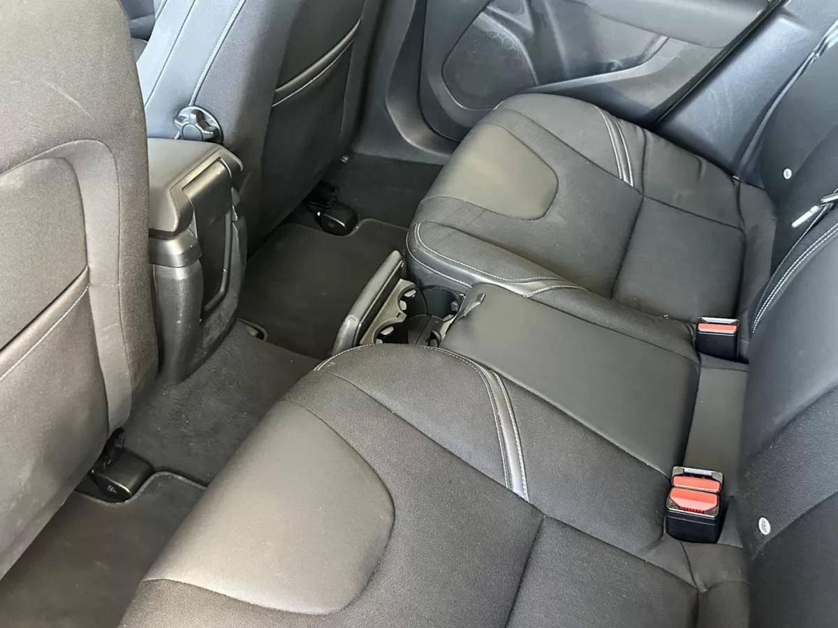 volvo-v40-2014-diesel-1560cc