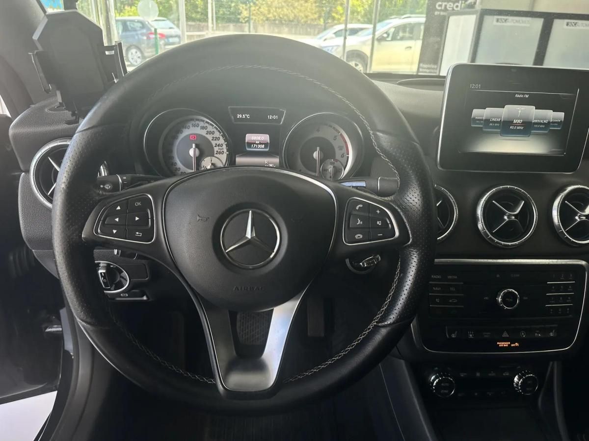 mercedes-benz-cla-220-d-2015-diesel-2143cc