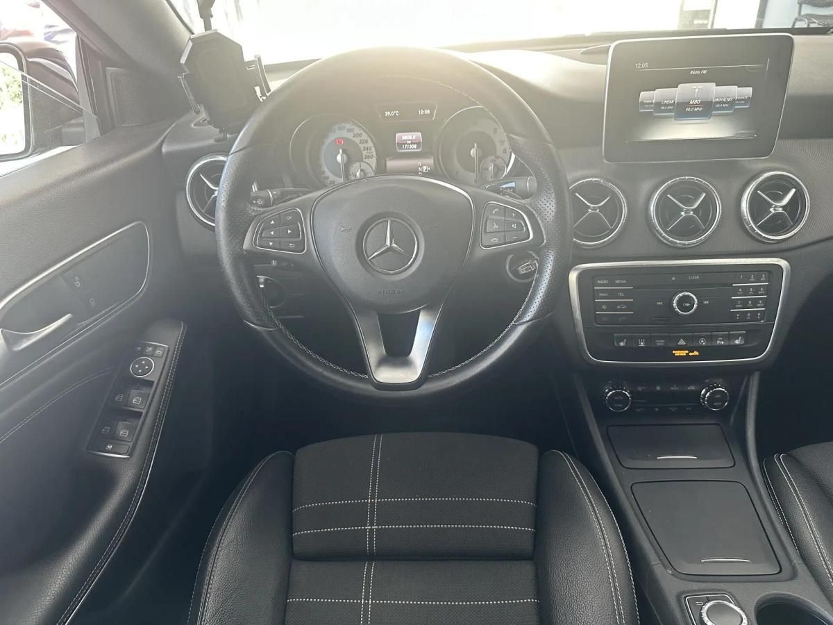 mercedes-benz-cla-220-d-2015-diesel-2143cc