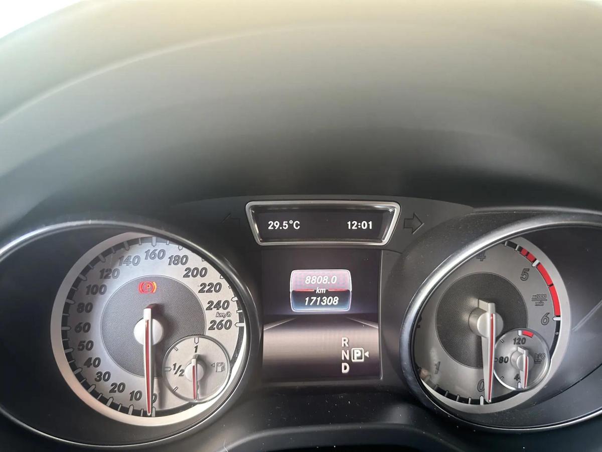 mercedes-benz-cla-220-d-2015-diesel-2143cc