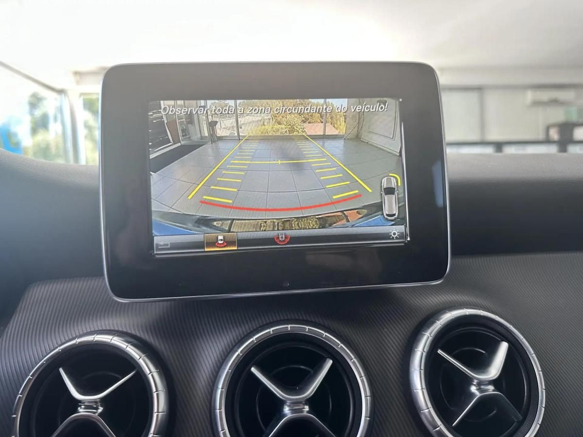 mercedes-benz-cla-220-d-2015-diesel-2143cc