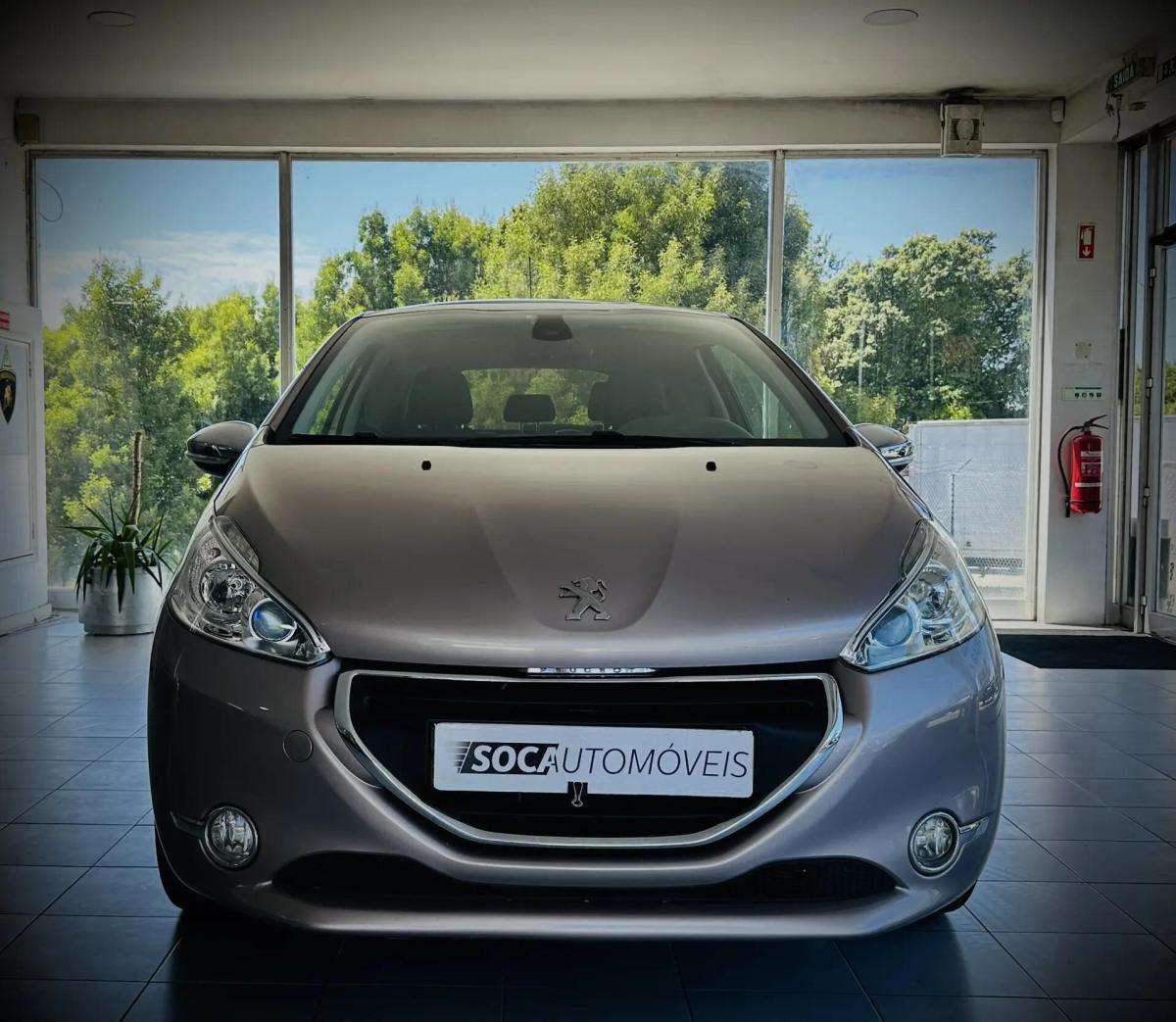 peugeot-208-2014-gasolina-1598cc