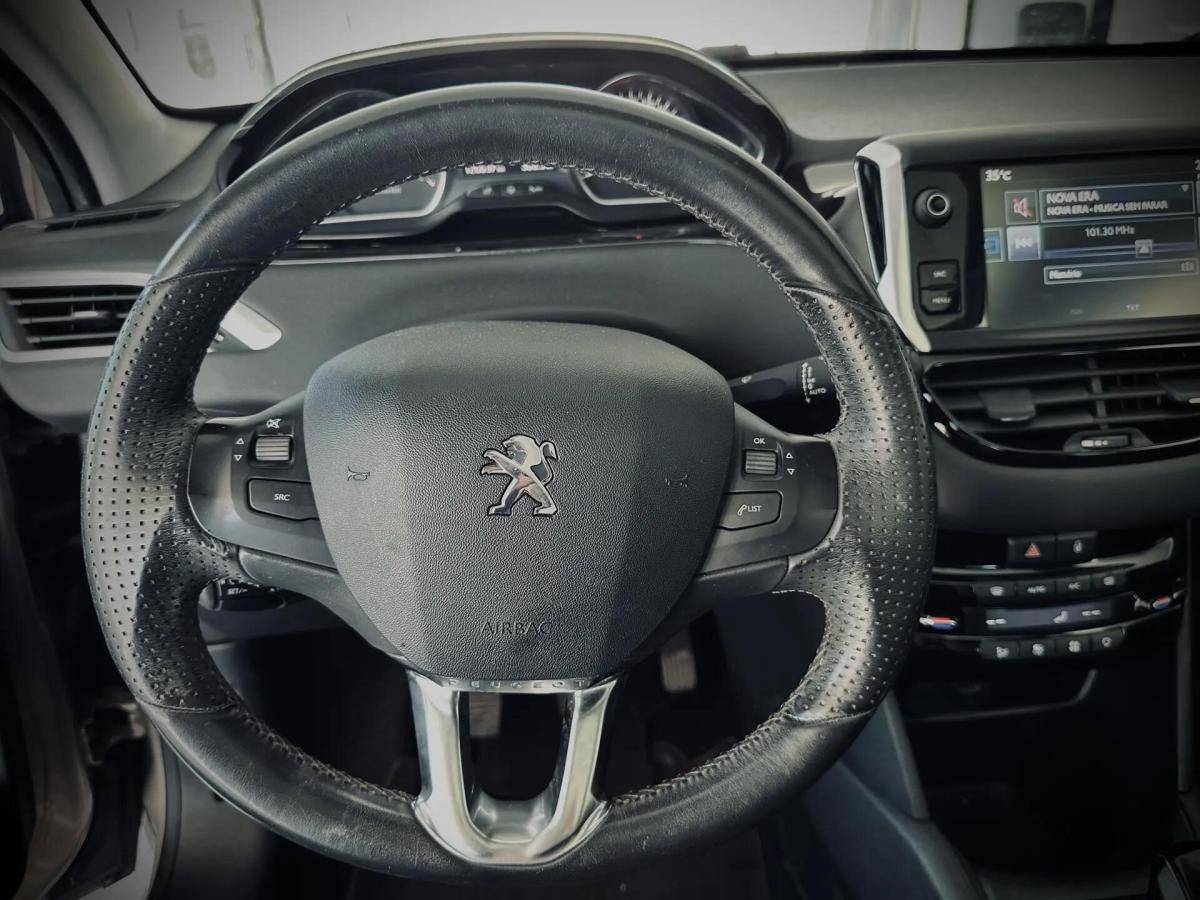 peugeot-208-2014-gasolina-1598cc