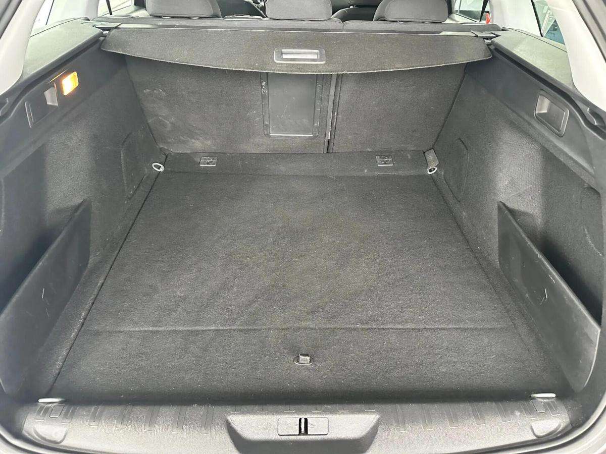 peugeot-308-sw-2018-diesel-1560cc