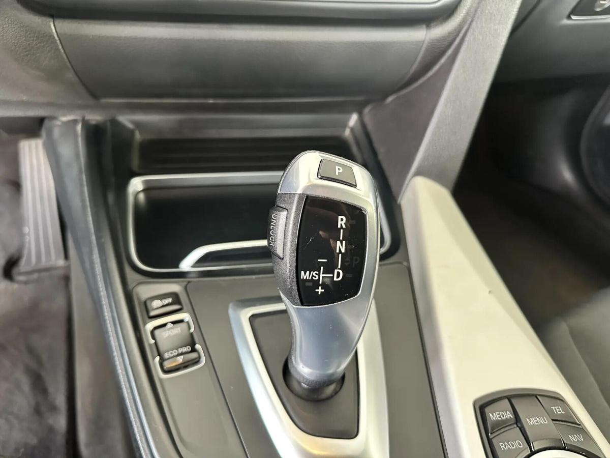 bmw-serie-3-318d-2016-diesel-1995cc