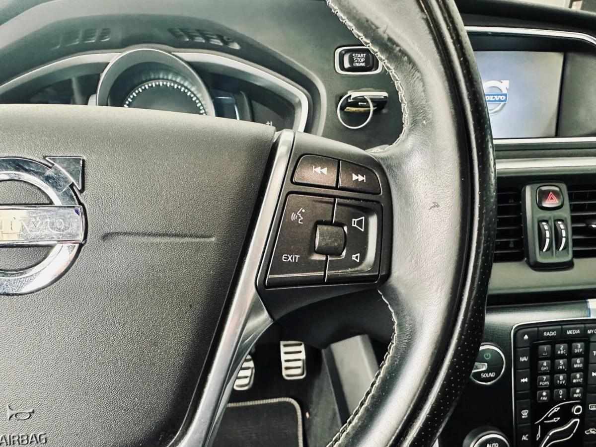 volvo-v40-2013-diesel-1560cc