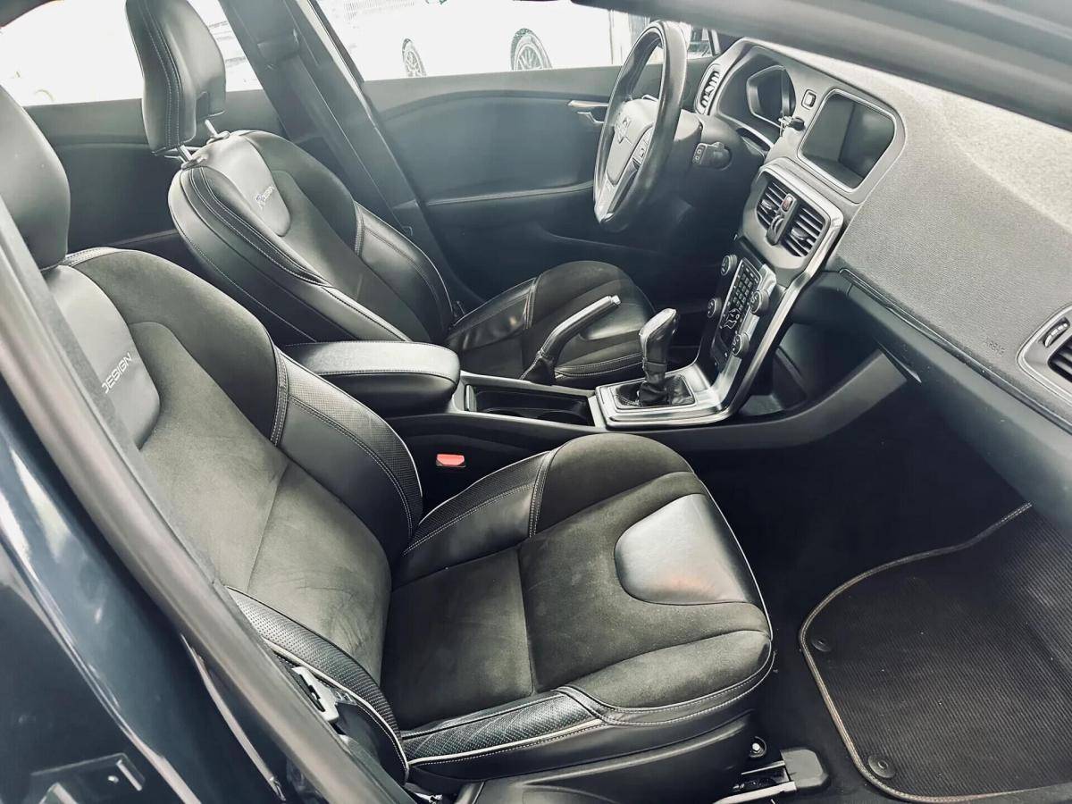 volvo-v40-2013-diesel-1560cc