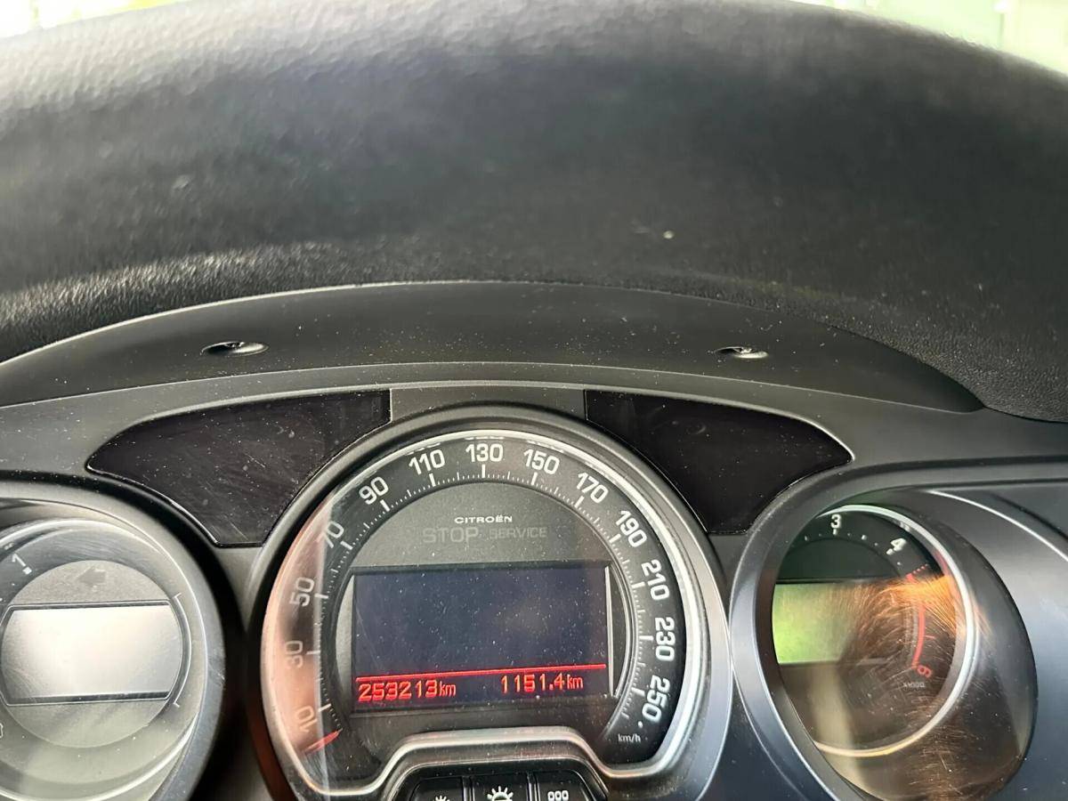 citroen-c5-2011-diesel-1560cc