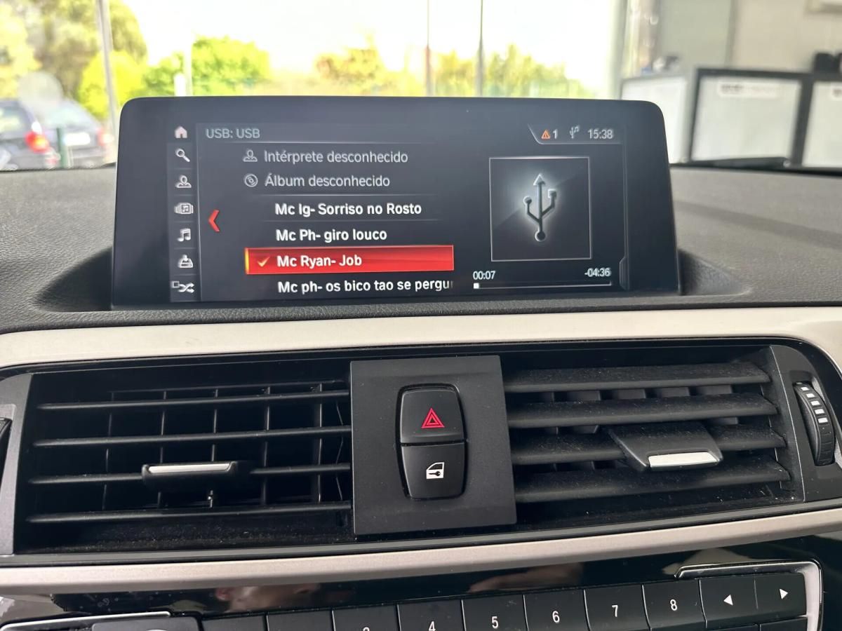 bmw-serie-1-120d-2018-diesel-1995cc