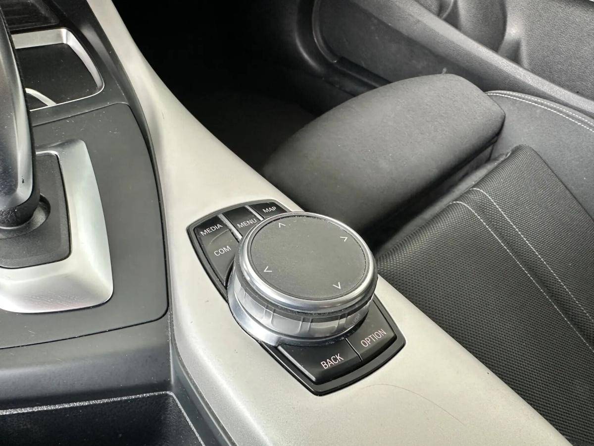 bmw-serie-1-120d-2018-diesel-1995cc