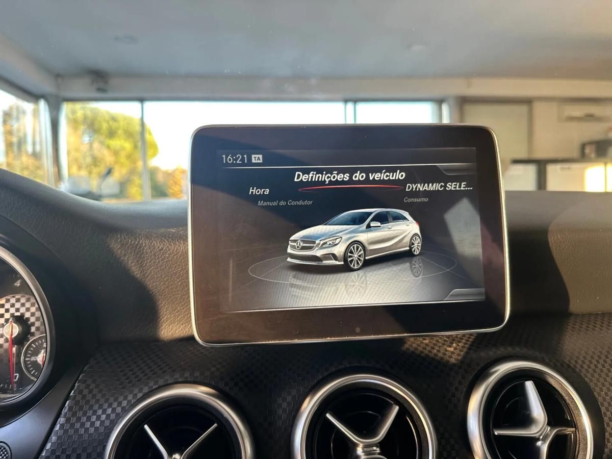mercedes-benz-180-180-style-2015-diesel-1461cc