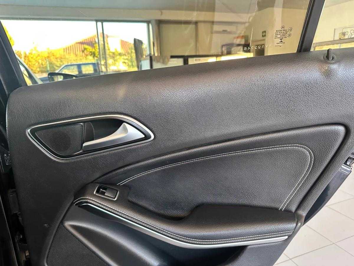 mercedes-benz-180-180-style-2015-diesel-1461cc