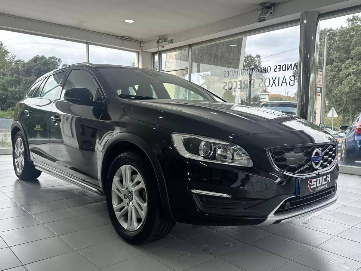 volvo-v60-cross-country-2016-diesel-1969cc