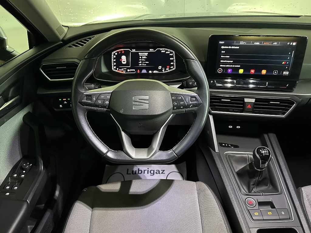 seat-leon-st-2024-gasolina-999cc