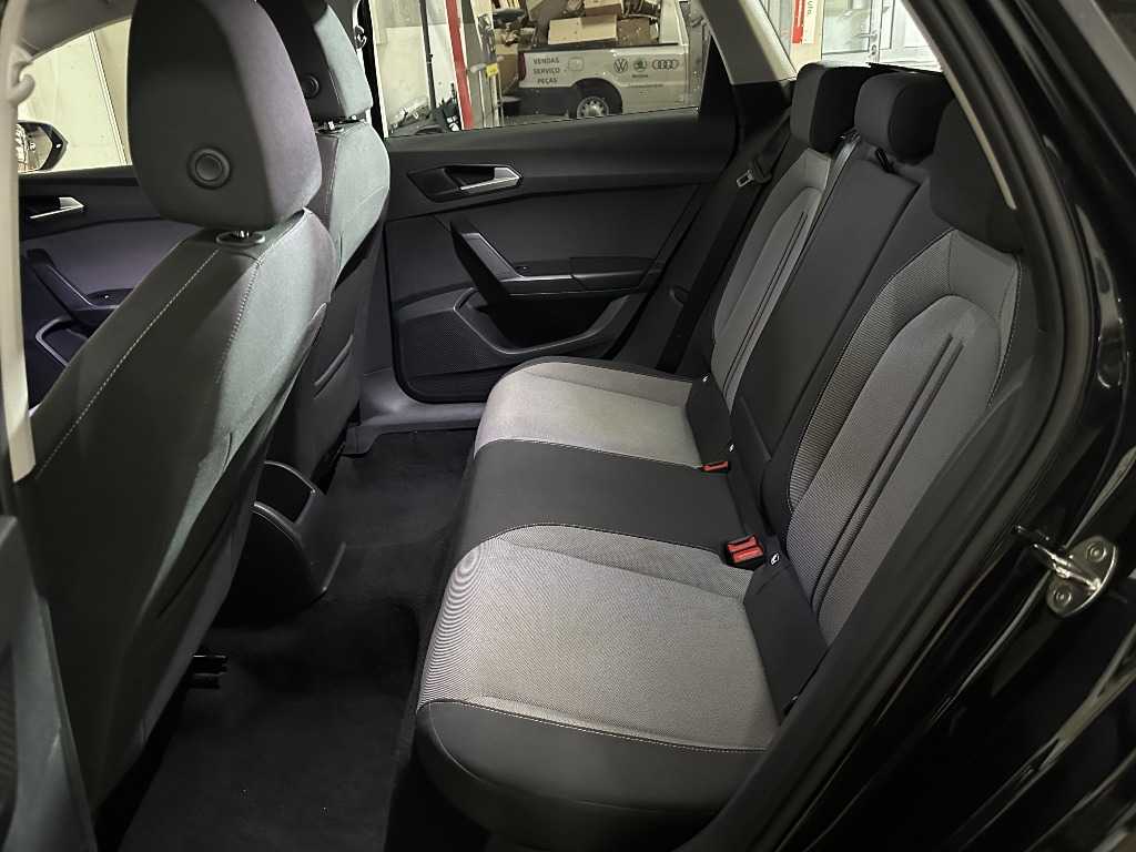 seat-leon-st-2024-gasolina-999cc