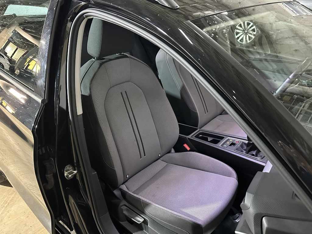 seat-leon-st-2024-gasolina-999cc