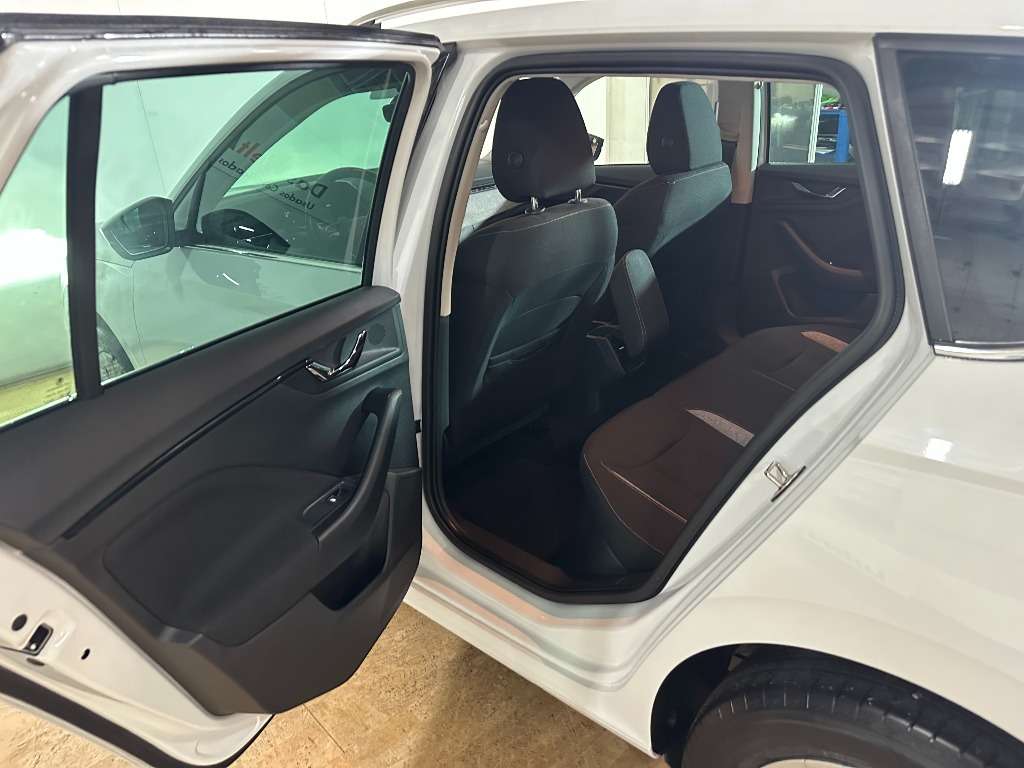 skoda-kamiq-2024-gasolina-999cc