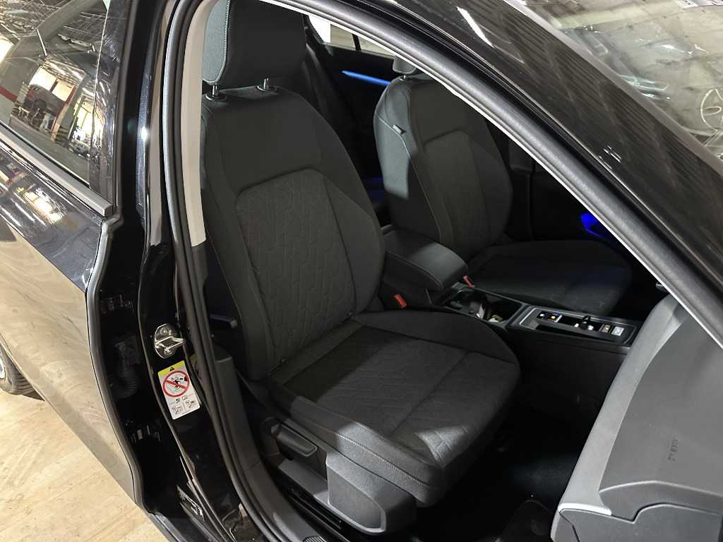 volkswagen-golf-2025-hibrido-1498cc