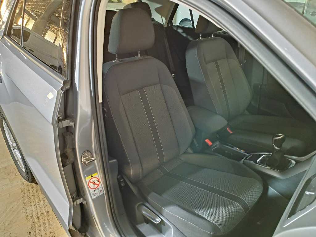 volkswagen-t-roc-2024-gasolina-999cc