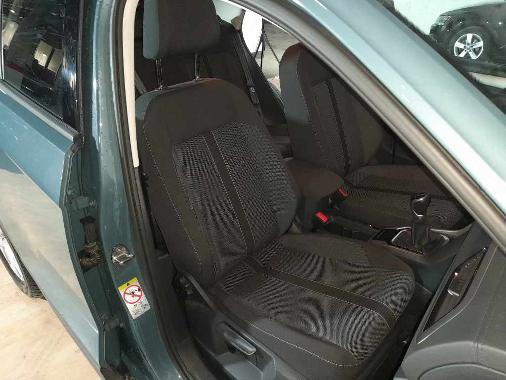 volkswagen-t-roc-2024-gasolina-999cc