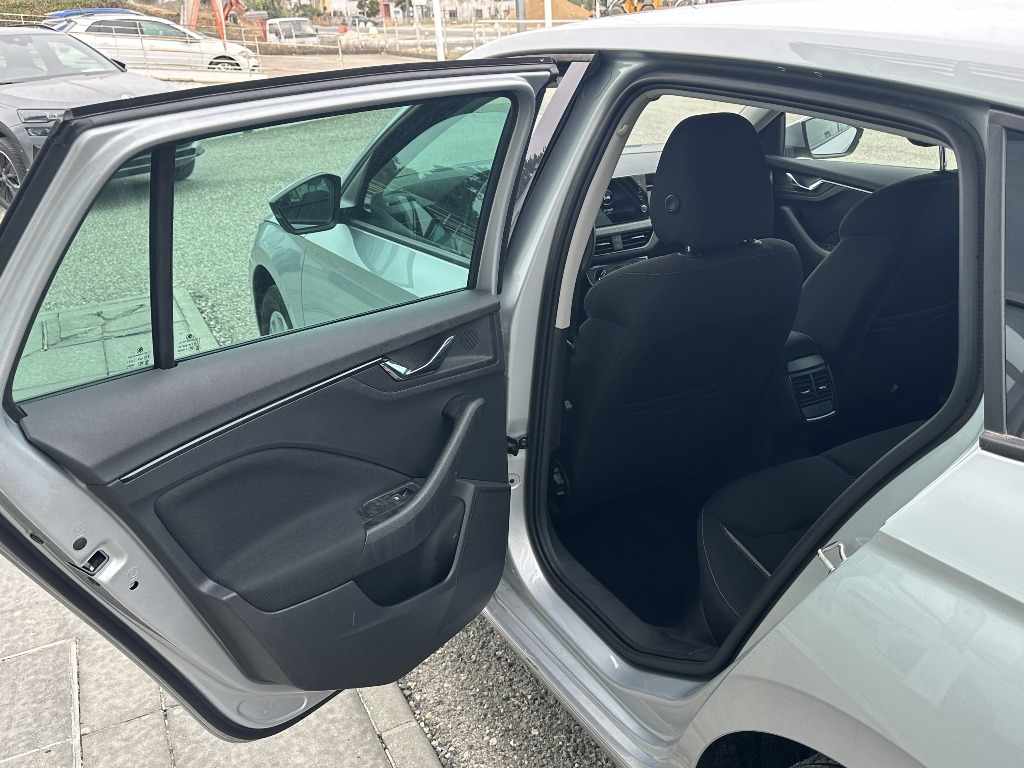 skoda-scala-2024-gasolina-999cc