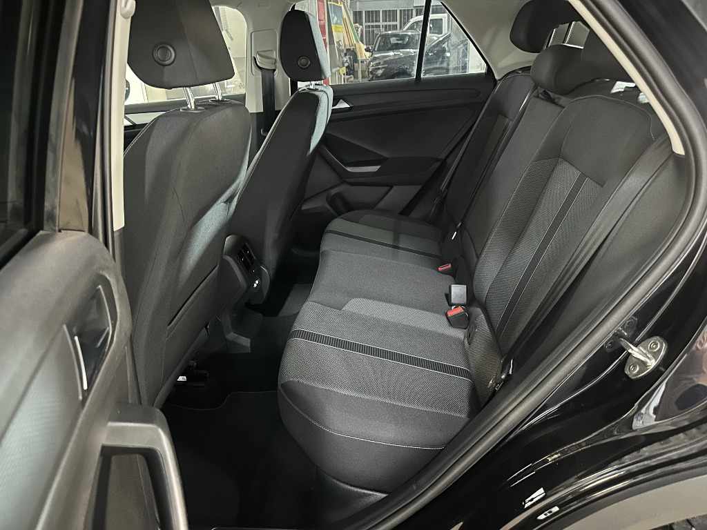 volkswagen-t-roc-2025-gasolina-999cc