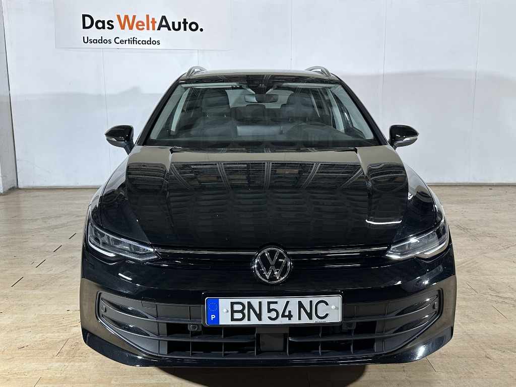 volkswagen-golf-variant-2024-diesel-1968cc
