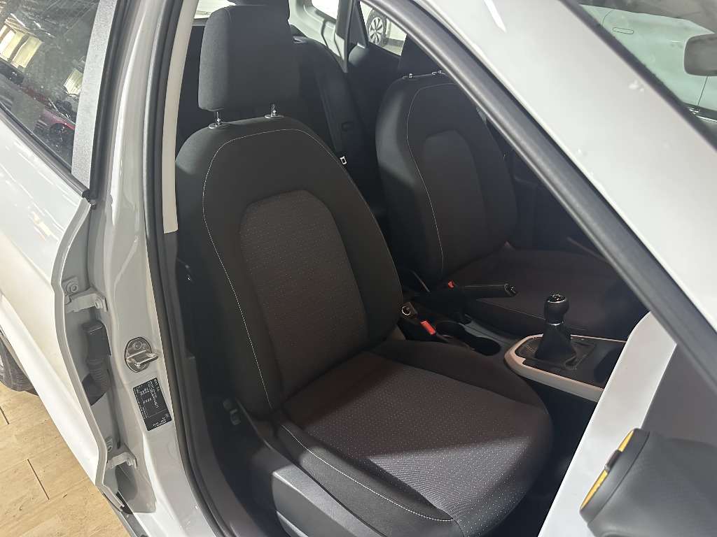 seat-arona-2024-gasolina-999cc