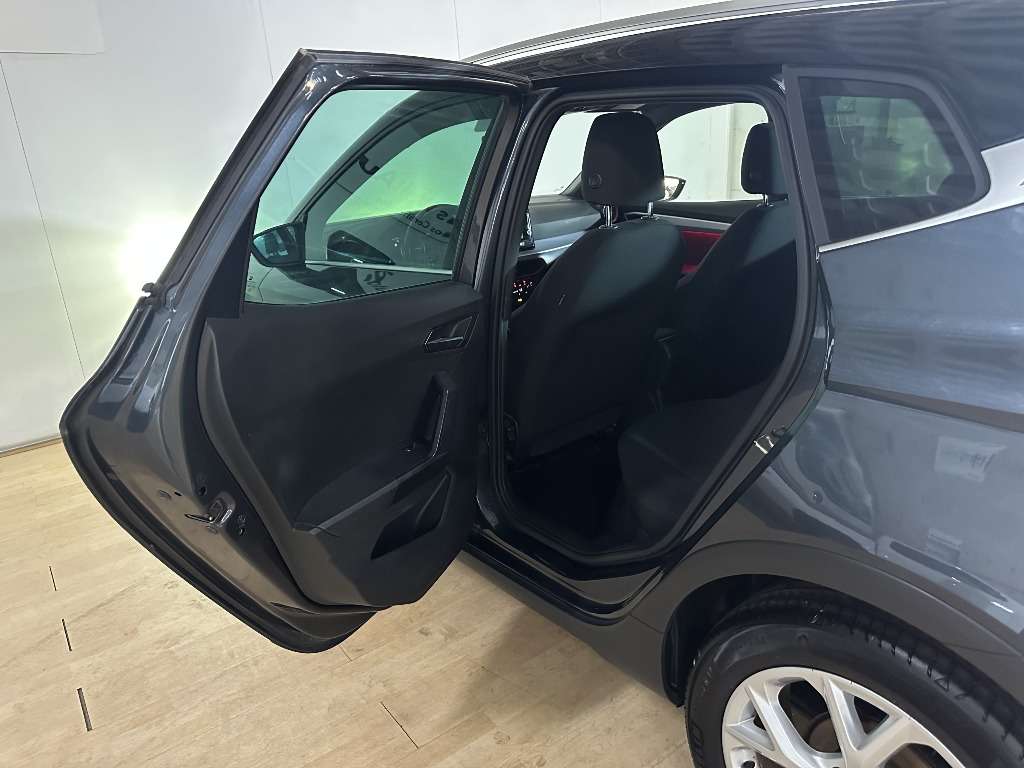 seat-arona-2024-gasolina-999cc