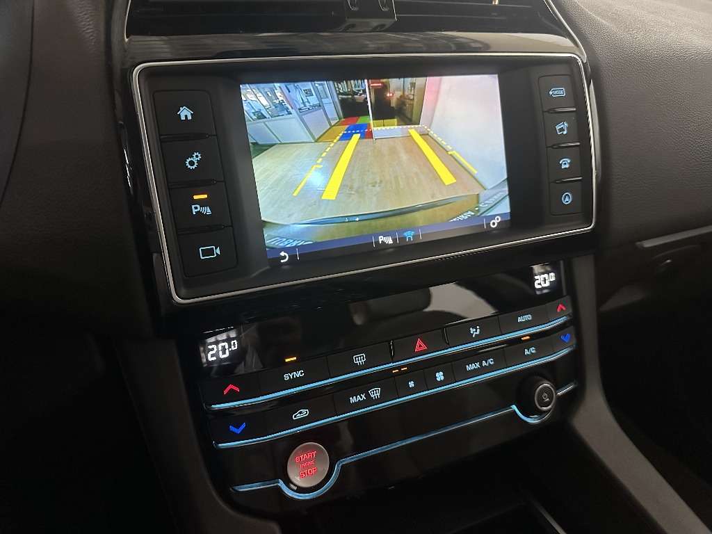 jaguar-f-pace-2018-diesel-1999cc