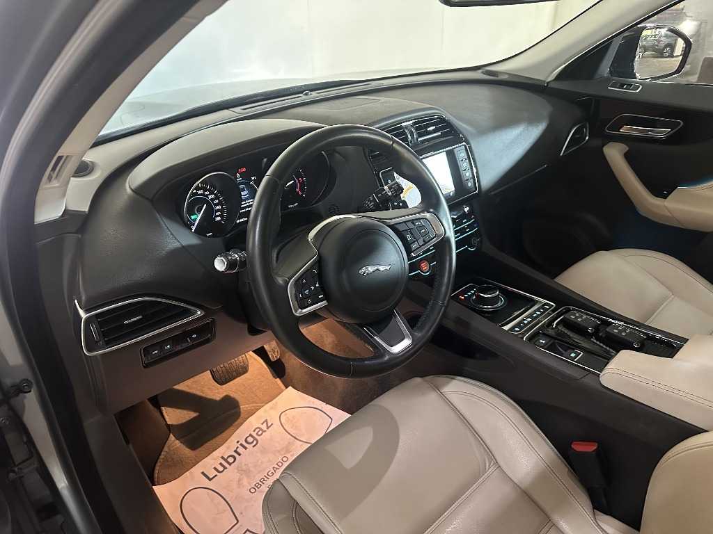 jaguar-f-pace-2018-diesel-1999cc