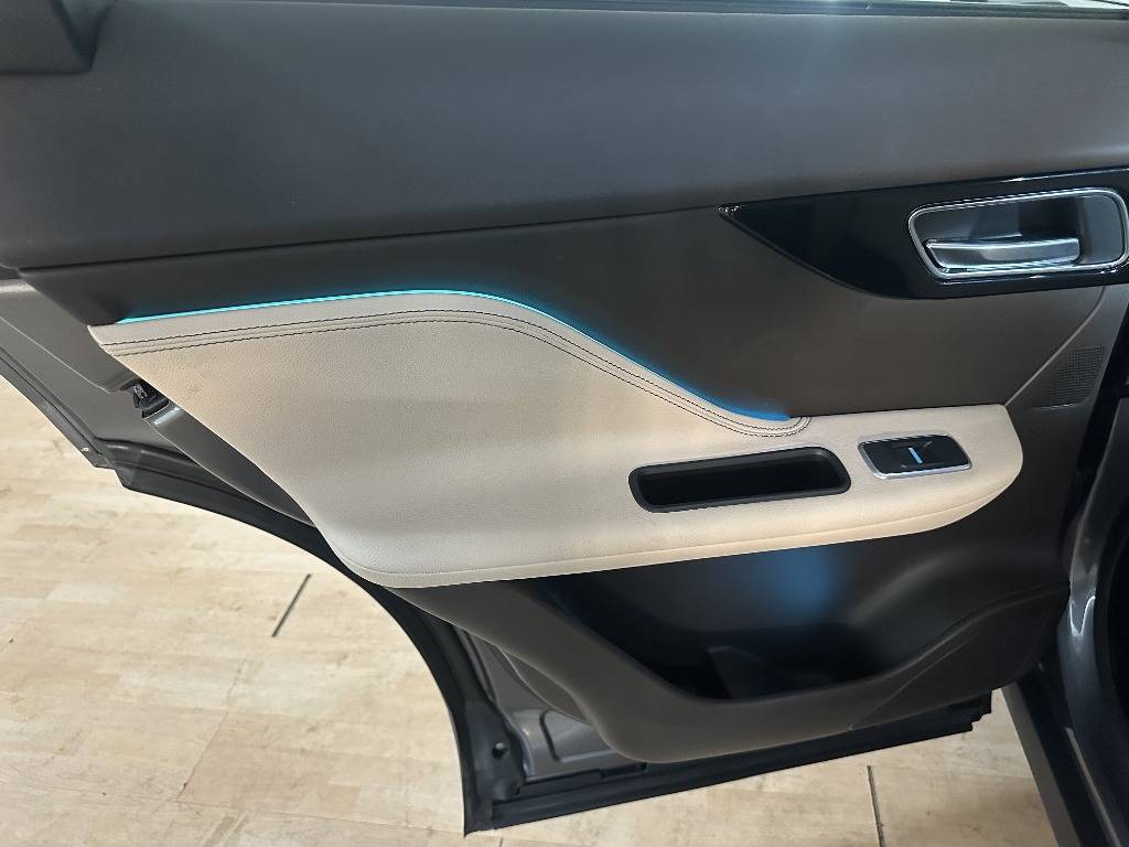 jaguar-f-pace-2018-diesel-1999cc
