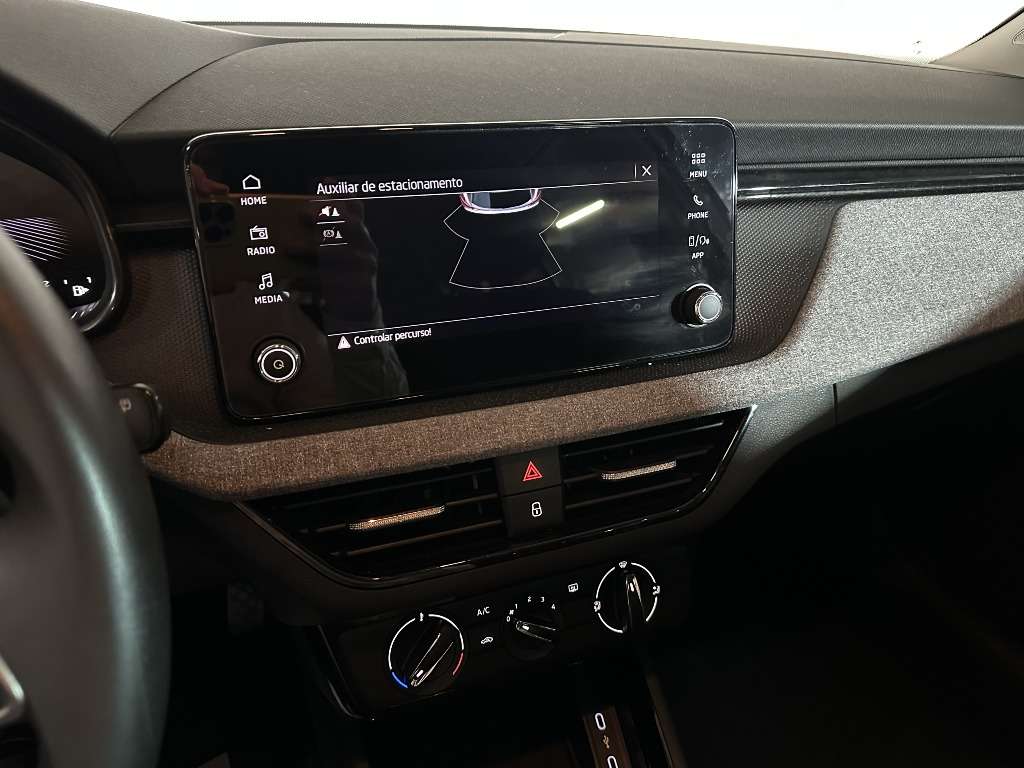 skoda-kamiq-2024-gasolina-999cc