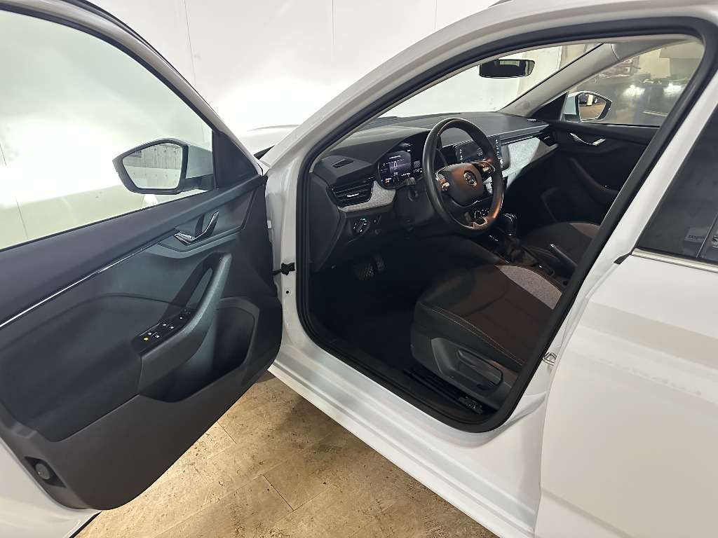 skoda-kamiq-2024-gasolina-999cc