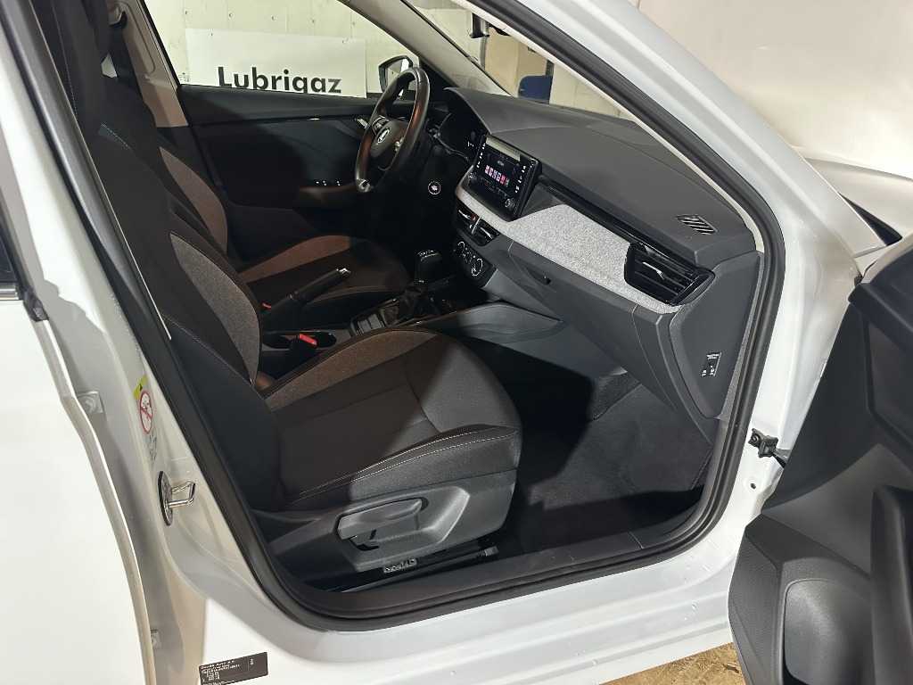 skoda-kamiq-2024-gasolina-999cc