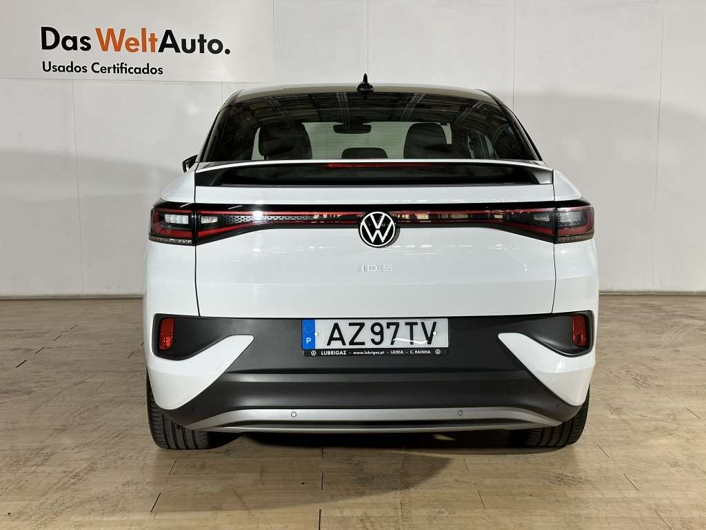 volkswagen-id-5-2023-eletrico-400cc