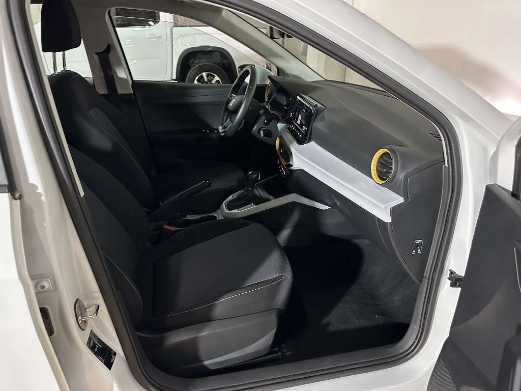 seat-arona-2025-gasolina-999cc