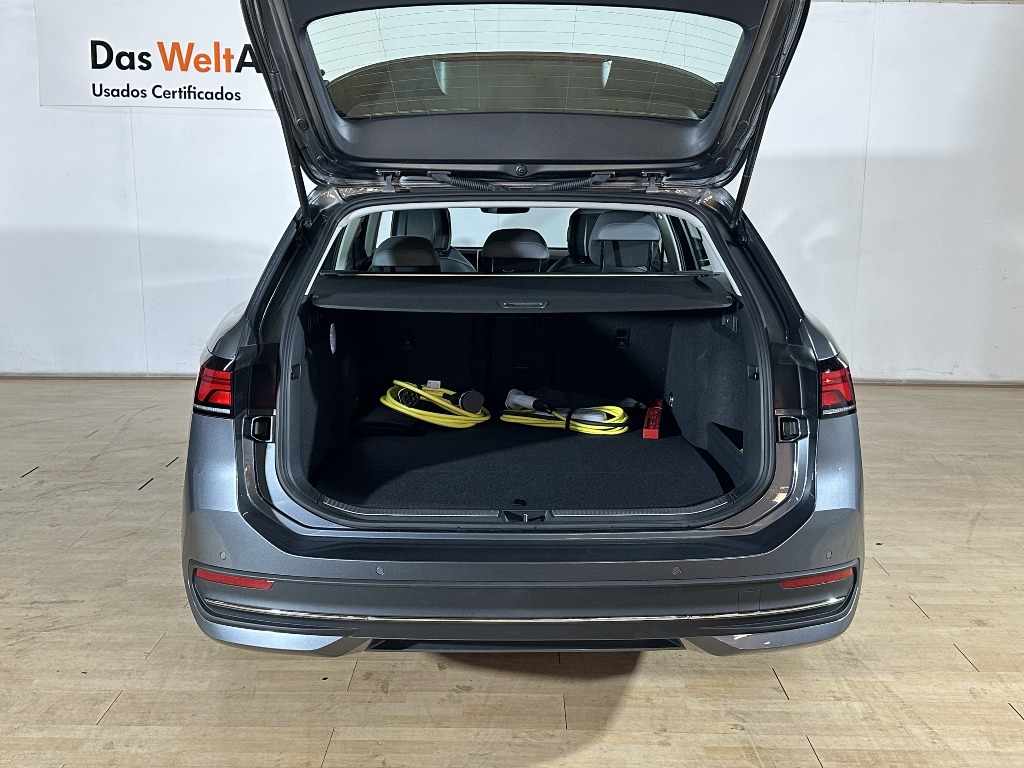 volkswagen-passat-variant-2025-hibrido-1498cc