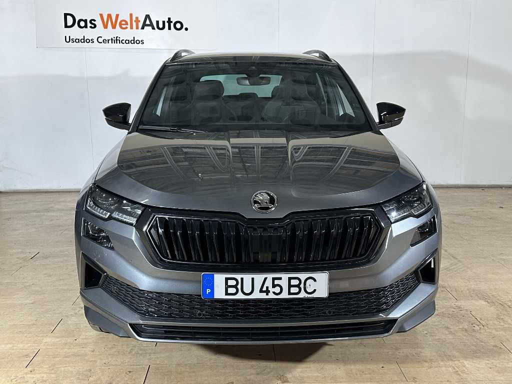 skoda-karoq-2025-gasolina-999cc