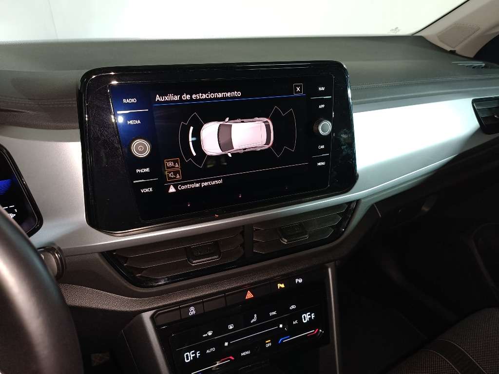 volkswagen-t-roc-2024-gasolina-999cc