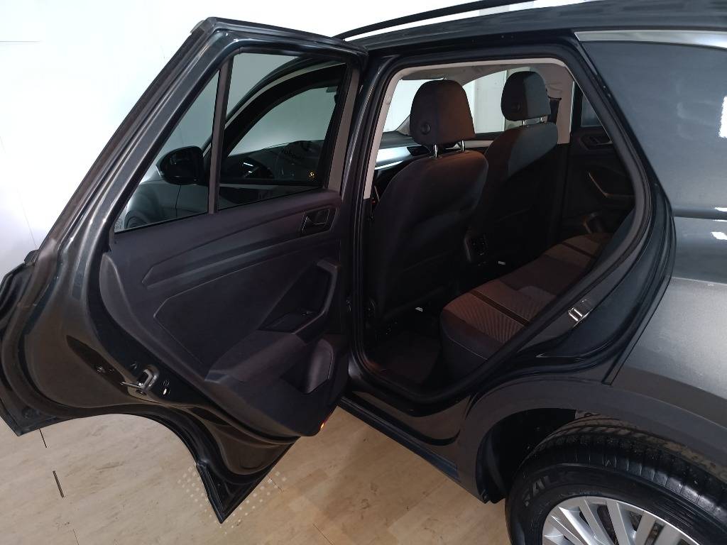volkswagen-t-roc-2024-gasolina-999cc