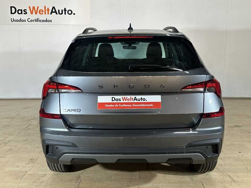 skoda-kamiq-2025-gasolina-999cc