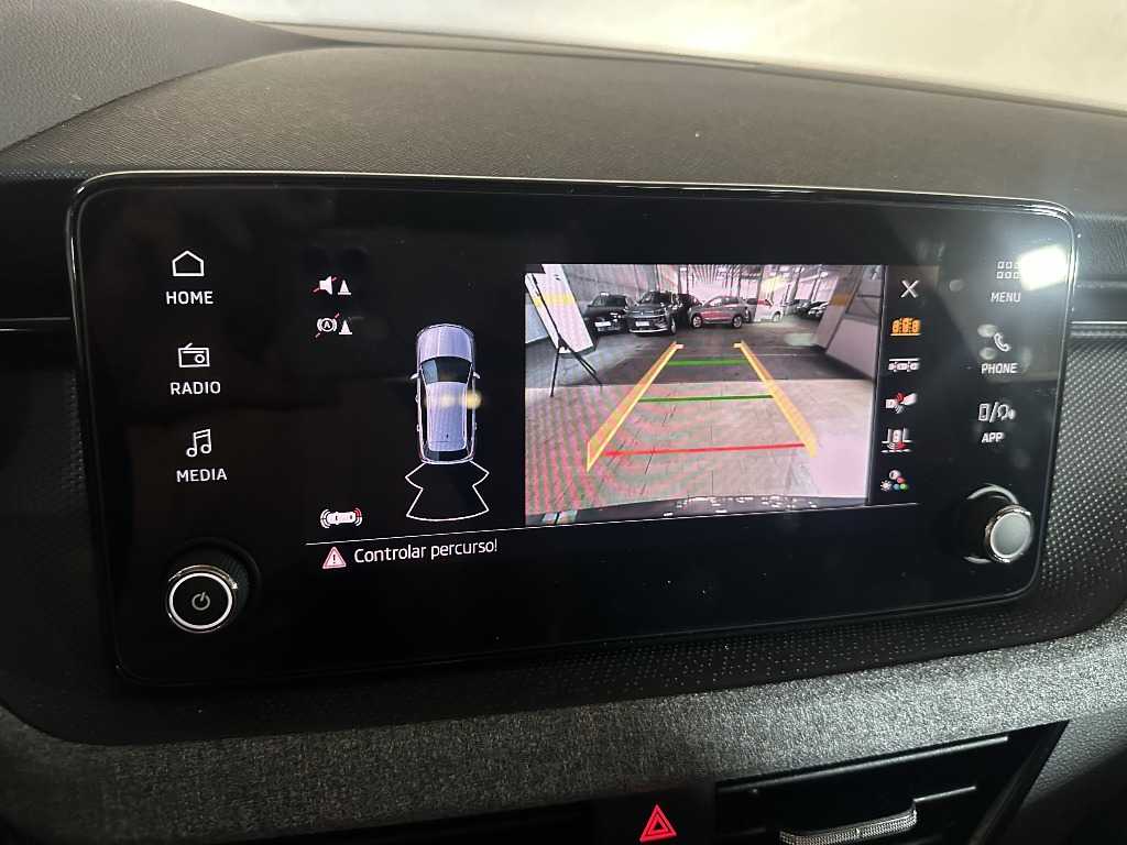 skoda-kamiq-2025-gasolina-999cc