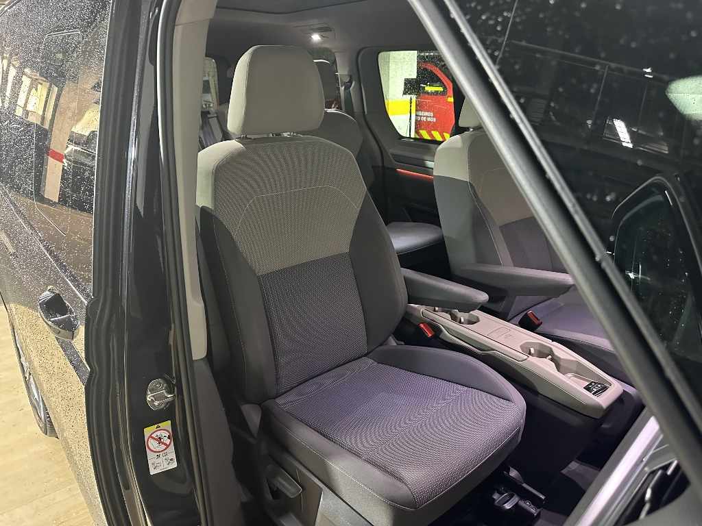 volkswagen-transporter-2022-hibrido-1395cc